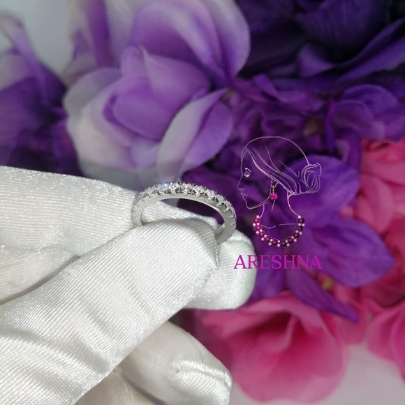 1ct Lab Diamond Infinity Band - Picture 5 of 11